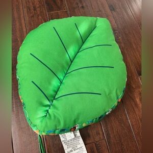 Green Leaf-Shaped Cushion